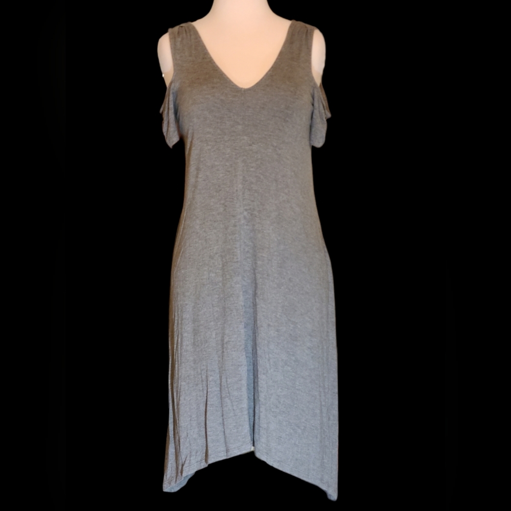 Motherhood size S gray dress